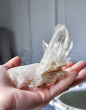 画像をギャラリービューアに読み込む, Himalayan Quartz Cluster with Inclusion - small 136g #335
