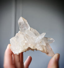 画像をギャラリービューアに読み込む, Himalayan Quartz Cluster - small 126g #382
