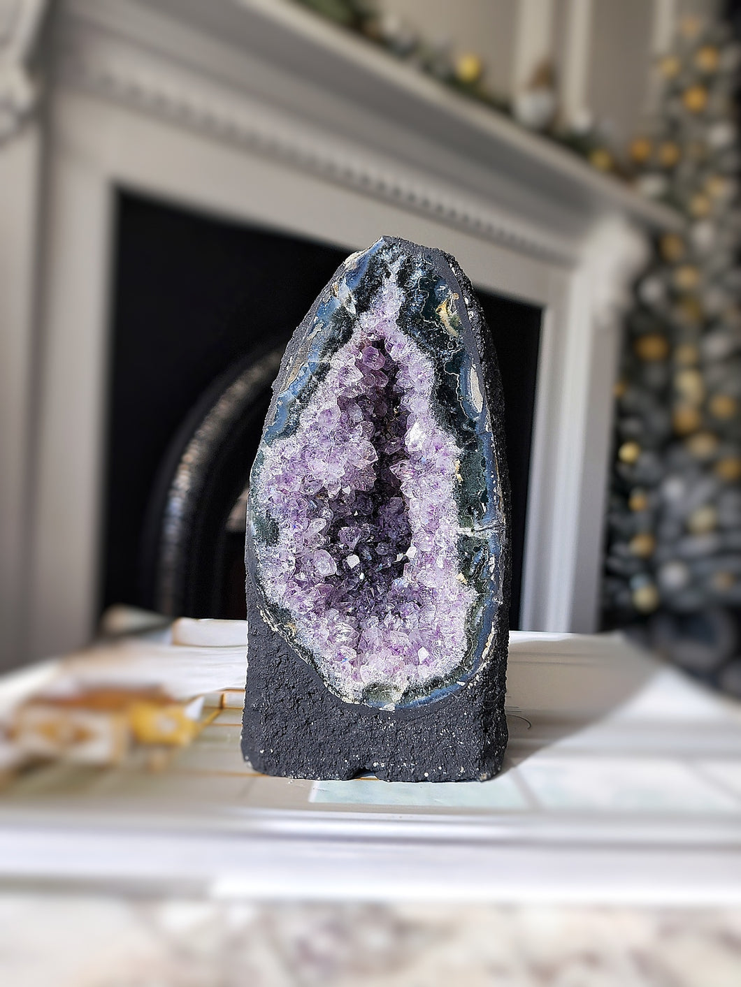 Amethyst Geode / Cave - small 1.07kg #32