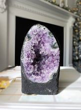 Load image into Gallery viewer, Amethyst Geode / Cave - small 841g #33
