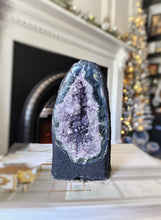 Load image into Gallery viewer, Amethyst Geode / Cave - small 1.07kg #32
