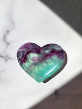 將圖片載入圖庫檢視器 Watermelon Fluorite Heart Bowl - 773g #959
