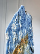 Load image into Gallery viewer, Blue Kyanite in Quartz Slab - 421g #928
