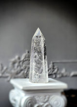 Load image into Gallery viewer, Clear Quartz Tower - small 110g #944
