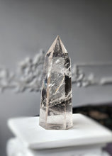 Load image into Gallery viewer, Clear Quartz Tower - small 85g #938
