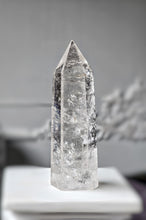 Load image into Gallery viewer, Clear Quartz Tower - small 89g #937
