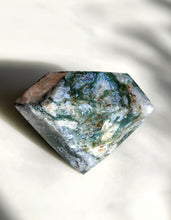 Load image into Gallery viewer, Moss Agate Diamond - 211g #22
