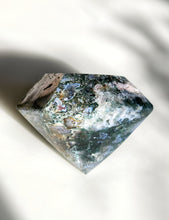 Load image into Gallery viewer, Moss Agate Diamond - 211g #22
