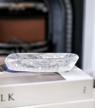 將圖片載入圖庫檢視器 Clear Quartz Bowl - small 315g #929

