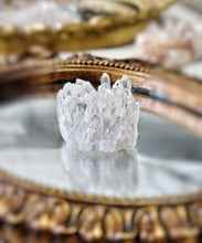 Load image into Gallery viewer, Chrysanthemum Clear Quartz Cluster - small 58g #251
