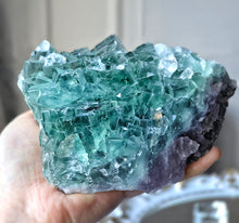 Cargar imagen en el visor de la galería, High Grade Green Fluorite Cluster  - 944g #130
