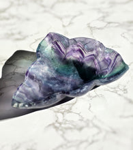 Cargar imagen en el visor de la galería, Rainbow Fluorite Bowl - Matte 1.94kg #43
