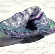 Cargar imagen en el visor de la galería, Rainbow Fluorite Bowl - Matte 1.94kg #43
