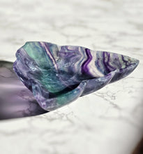 Cargar imagen en el visor de la galería, Rainbow Fluorite Bowl - Matte 1.94kg #43
