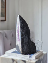 將圖片載入圖庫檢視器 Amethyst x Blue Agate Cave / Geode - 8.92kg #100
