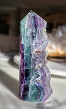 將圖片載入圖庫檢視器 Rainbow Fluorite Tower - Half Raw Half Polished - 877g #287
