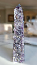 將圖片載入圖庫檢視器 Large Rainbow Fluorite Tower - Half Raw Half Polished - 1.47kg #288
