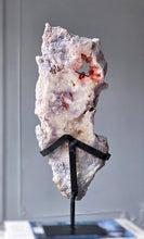 將圖片載入圖庫檢視器 Pink Amethyst Slab on Black Stand - 2.35kg #121
