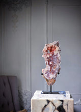 將圖片載入圖庫檢視器 Pink Amethyst Slab on Black Stand - 2.35kg #121
