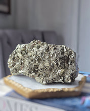 將圖片載入圖庫檢視器 Pyrite on Fluorite Cluster - 802g #129
