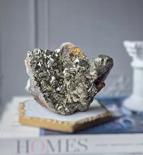 將圖片載入圖庫檢視器 Pyrite on Fluorite Cluster - 1.12kg #131
