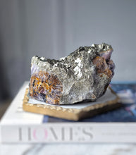 將圖片載入圖庫檢視器 Pyrite on Fluorite Cluster - 1.12kg #131
