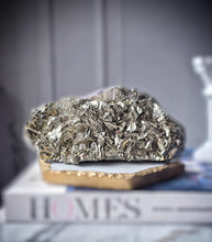 將圖片載入圖庫檢視器 Pyrite on Fluorite Cluster - 880g #132
