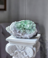 Cargar imagen en el visor de la galería, Green Fluorite Mineral Cluster - 202g small #137
