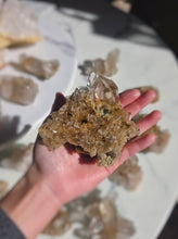 画像をギャラリービューアに読み込む, Golden Himalayan Quartz Cluster - 217g #407
