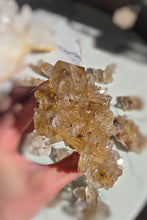 画像をギャラリービューアに読み込む, Golden Himalayan Quartz Cluster - 217g #407
