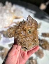 画像をギャラリービューアに読み込む, Golden Himalayan Quartz Cluster - 217g #407
