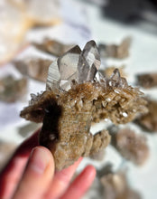 画像をギャラリービューアに読み込む, Golden Himalayan Quartz Cluster - 217g #407

