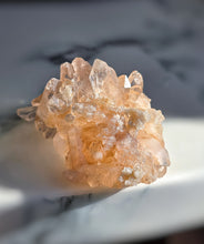 画像をギャラリービューアに読み込む, Peach Himalayan Quartz Cluster - 212g #430
