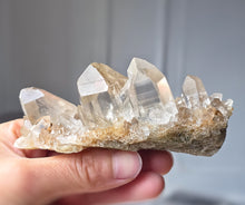 画像をギャラリービューアに読み込む, Golden Himalayan Quartz Cluster with Phantom Inclusion - 191g #432
