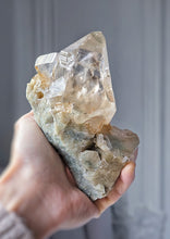 画像をギャラリービューアに読み込む, Green Chlorite Himalayan Quartz Cluster on Stand - 366g #445
