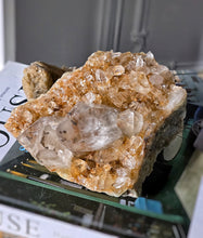將圖片載入圖庫檢視器 | RARE | Double Layer Golden Himalayan Quartz Cluster - 1.2kg #454
