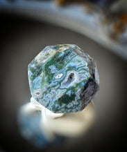Load image into Gallery viewer, Moss Agate Diamond Shaped - 188g #283
