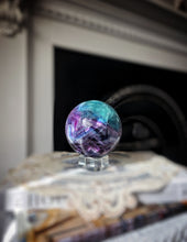 이미지를 갤러리 뷰어에 로드 , Rainbow Fluorite Sphere - 1.6kg #18
