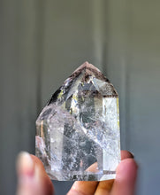 이미지를 갤러리 뷰어에 로드 , 30% OFF | Clear Quartz Tower / Point with Mica Inclusion - small 127g #326 (chipped)
