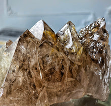 將圖片載入圖庫檢視器 Elestial Smoky Skeleton / Skeletal Quartz - 1.25kg #70
