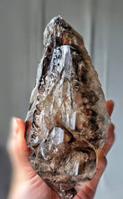 將圖片載入圖庫檢視器 Elestial Smoky Skeleton / Skeletal Quartz - 682g #328
