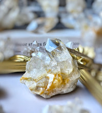 Load image into Gallery viewer, Golden Healer Quartz Cluster - small 161g #140

