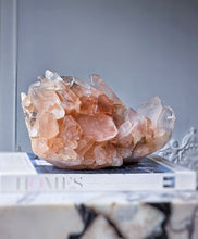 將圖片載入圖庫檢視器 Large Pink Himalayan Quartz Cluster - 5.6kg #481
