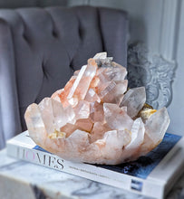 將圖片載入圖庫檢視器 Large Pink Himalayan Quartz Cluster - 5.6kg #481

