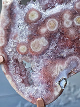 將圖片載入圖庫檢視器 Druzy Pink Amethyst Slab on Rose Gold Stand - 1.2kg #306
