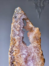 將圖片載入圖庫檢視器 Pink Amethyst Slab on Black Stand - 1.68kg #49
