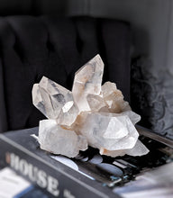 Cargar imagen en el visor de la galería, High Grade Himalayan Quartz Cluster - 1.1kg #491
