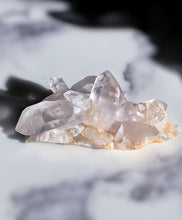 이미지를 갤러리 뷰어에 로드 , Himalayan Quartz with Golden Hue - small 185g #510
