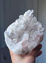 画像をギャラリービューアに読み込む, Himalayan Quartz Cluster - 732g #537
