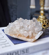 Cargar imagen en el visor de la galería, Himalayan Quartz Cluster - 397g #542

